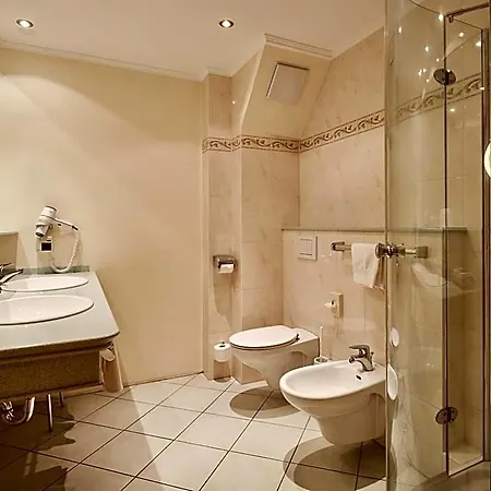 Reppert Hotel 4*